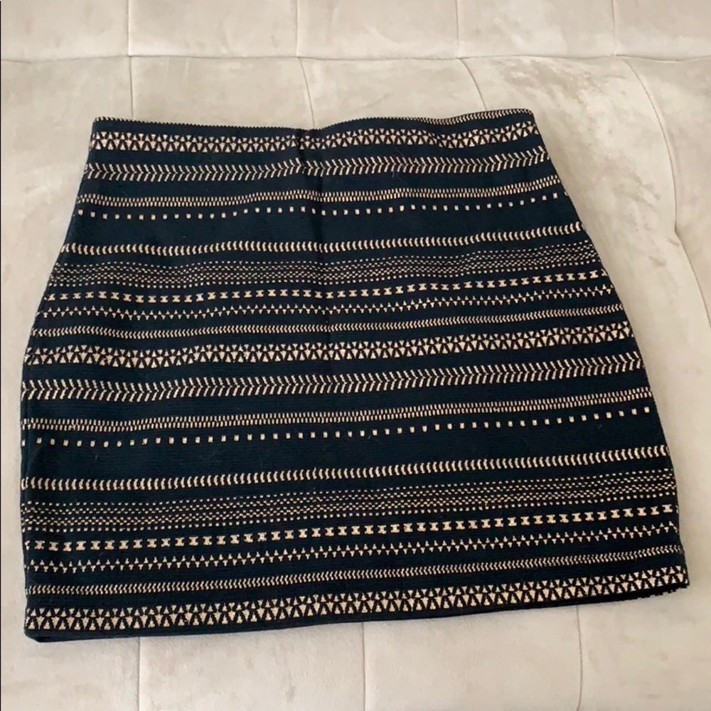 ❤️ SOLD ❤️ Express skirt